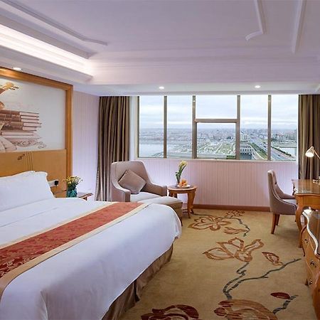 Vienna Hotel Dongguan Hengli Zhongshan Road Exterior foto